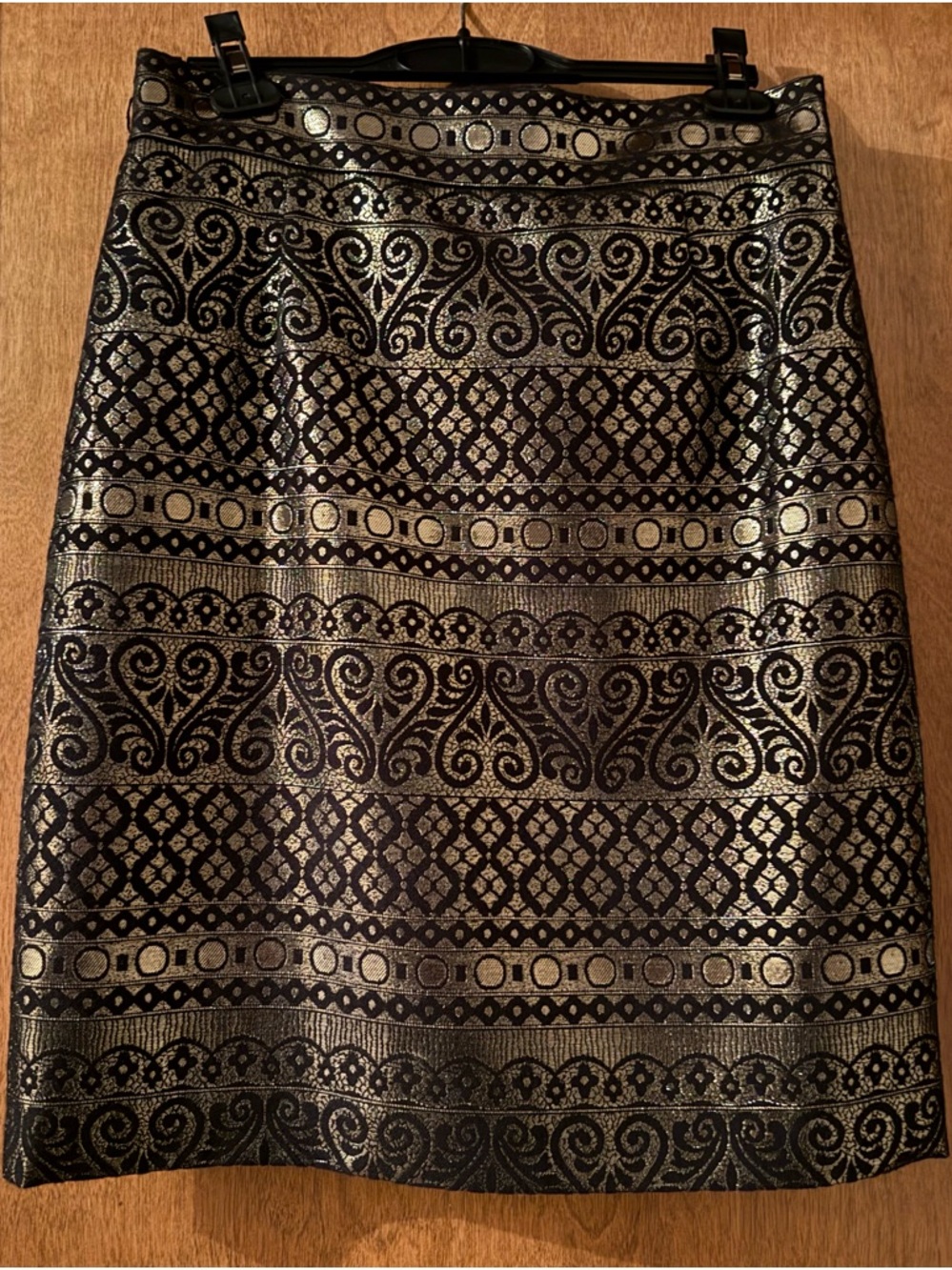 ANTONIO MELANI Black and Gold Jacquard Pencil Skirt
